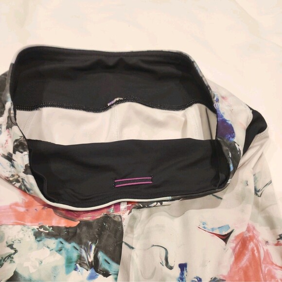 Lululemon Run: Inspire Crop II *All Full-On Luxtreme Women Sz 6 Athleisure Comfy - Picture 8 of 9